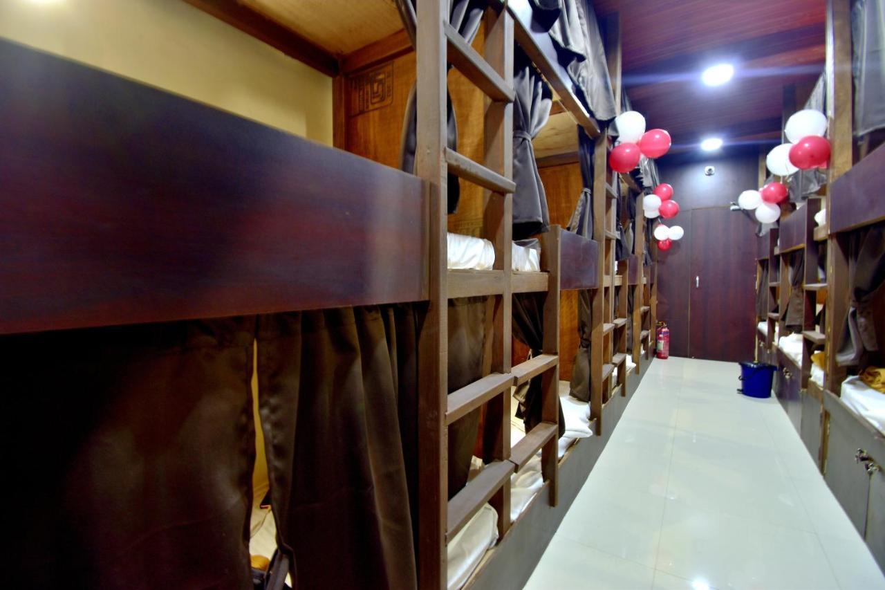 Asra Dormitory For Male And Female Bombay Exterior foto