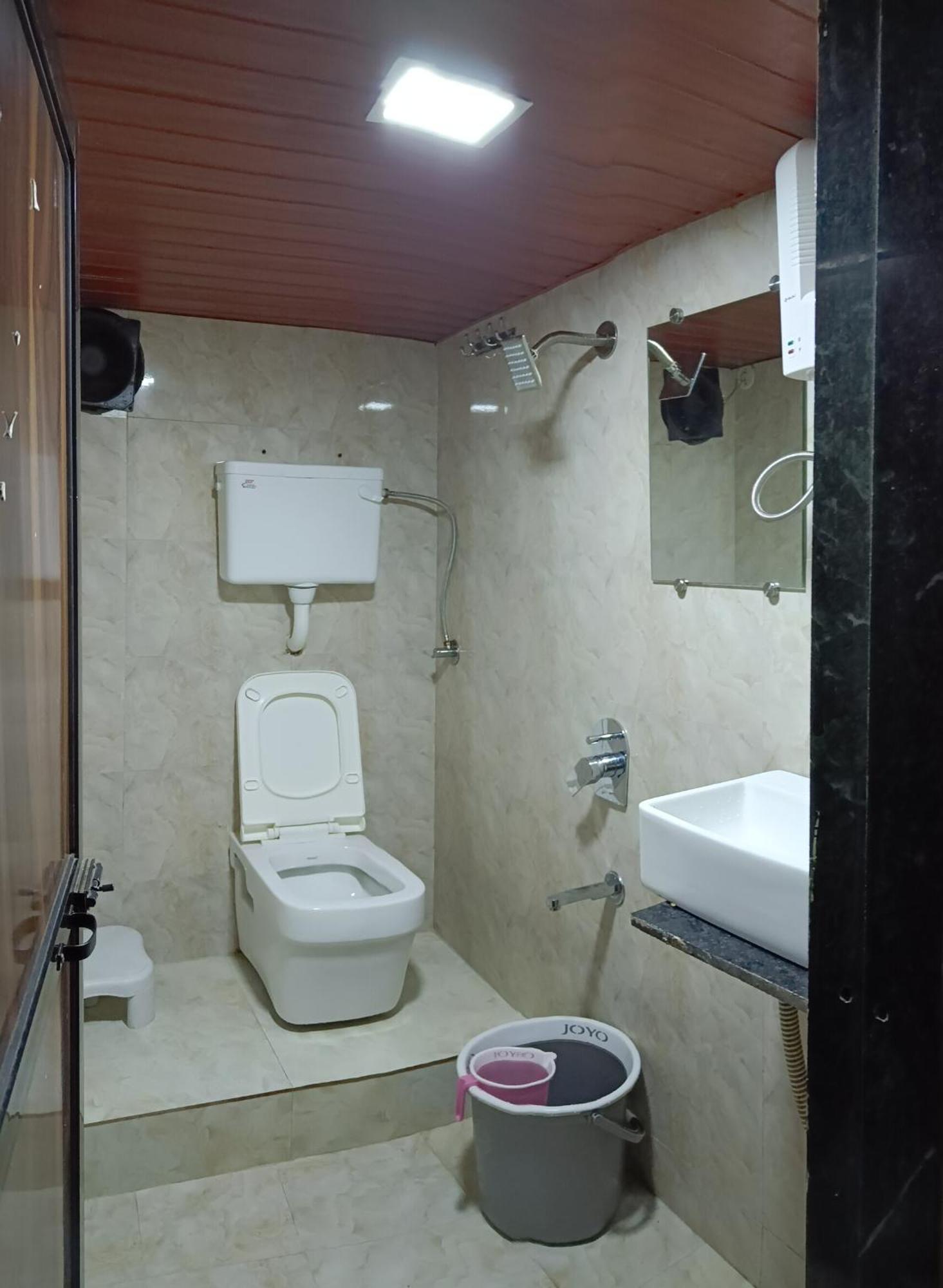 Asra Dormitory For Male And Female Bombay Exterior foto